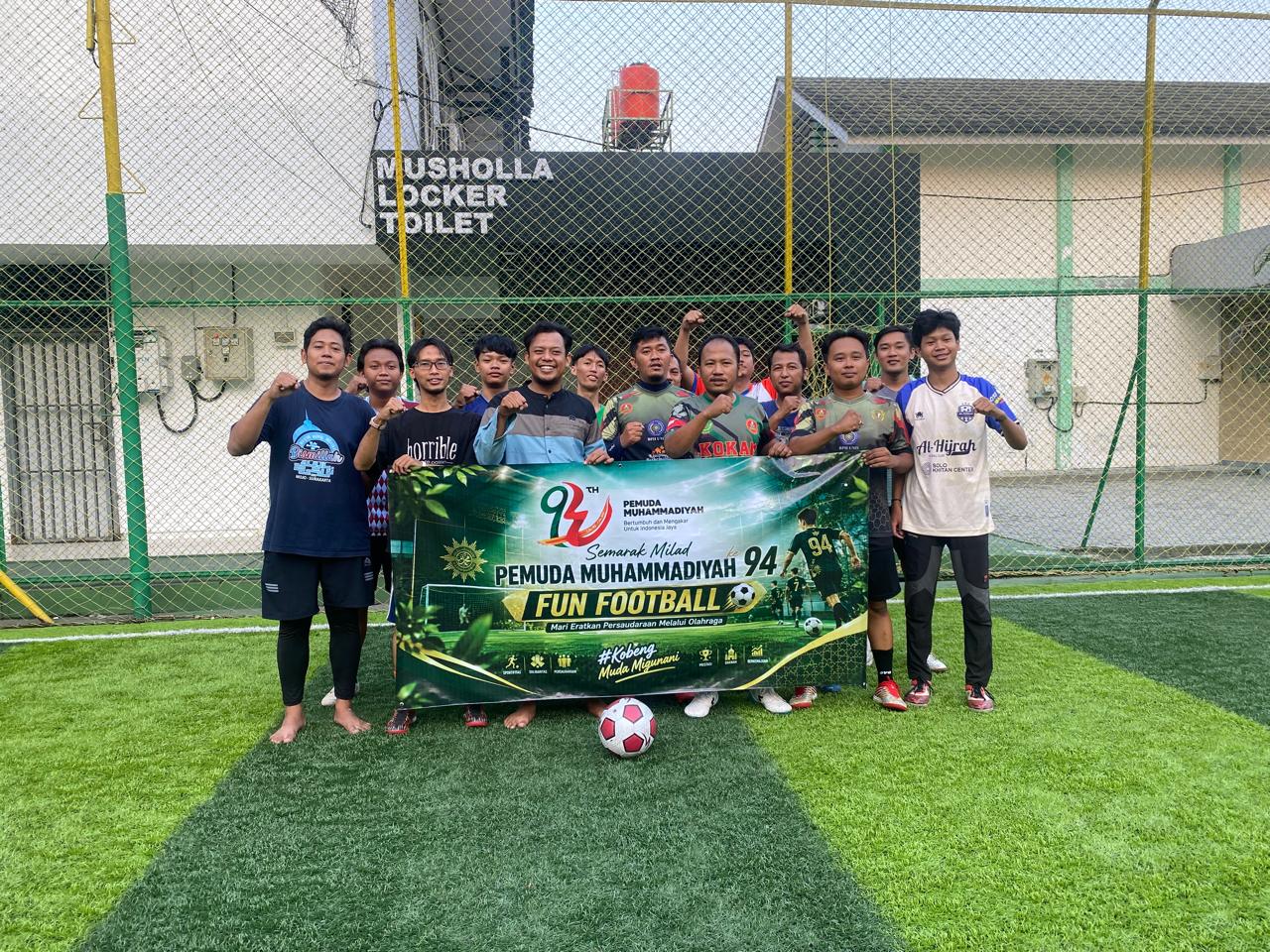 PERERAT SILATURAHMI, FUN FOOTBALL WARNAI SEMARAK MILAD PEMUDA MUHAMMADIYAH.