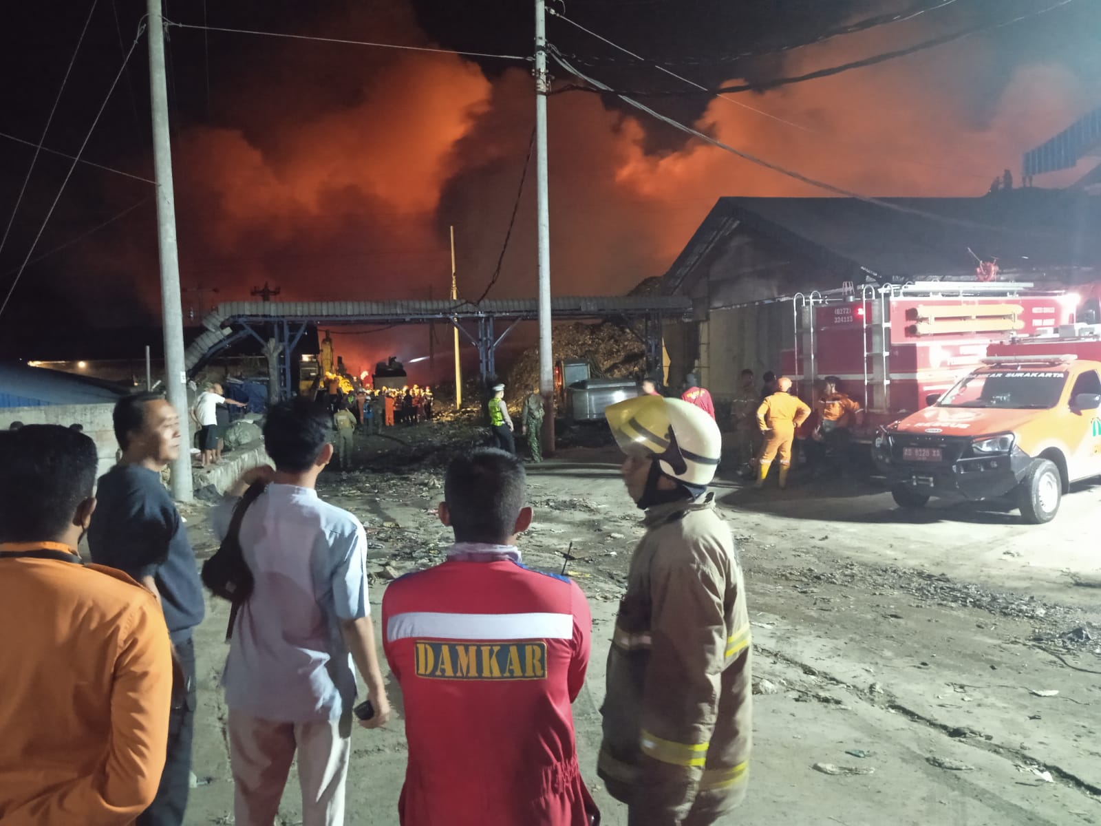 PUTRI CEMPO MEMBARA, MDMC PDM KOTA SURAKARTA SIGAP RESPON KEBAKARAN